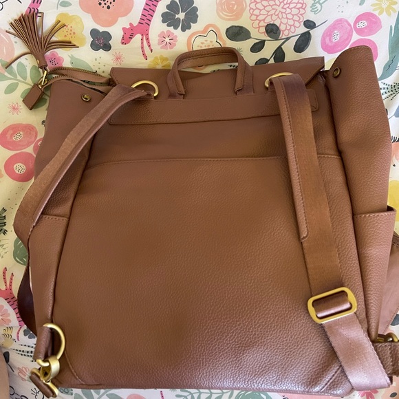 Freshly Picked diaper bag in Heather color. - Picture 5 of 6